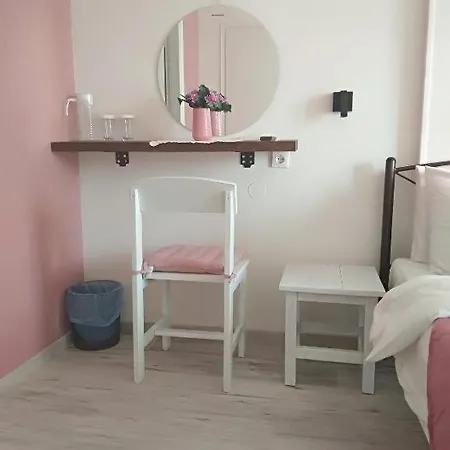 Karavos فندق بورتاريا